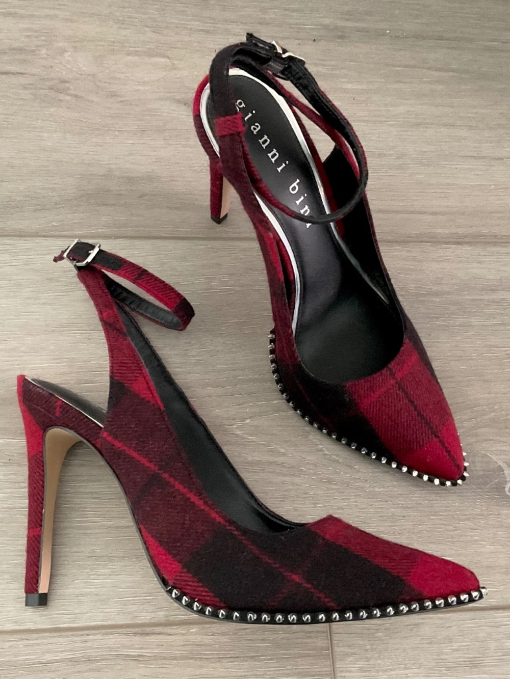 GIANNI BINI Renatay Two Stud Flannel Red Black Flannel  Heels Size 8.5 NWOT